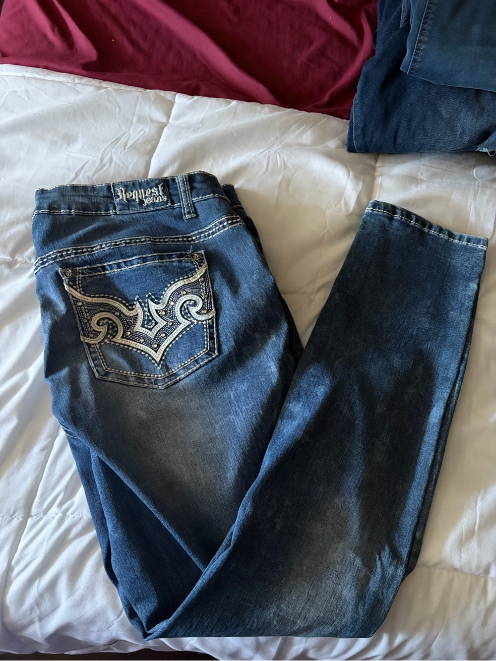Rewash Women’s Skinny Jeans with Embellished Back Pocket - Dark Blue